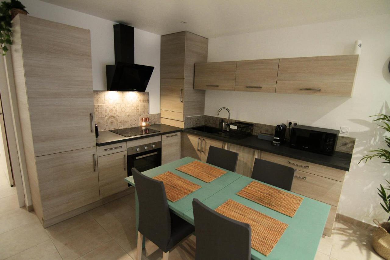 Apartment Right In The Heart Of Sète Exterior foto